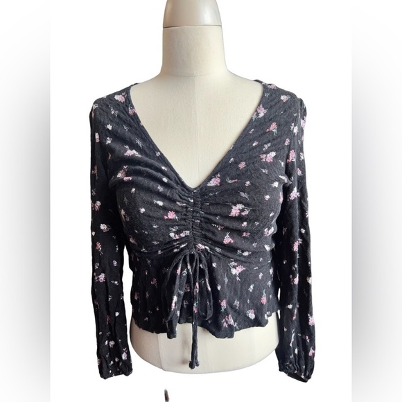 Daisy and Delilah Kristen Ruched Top Size L - Picture 4 of 7